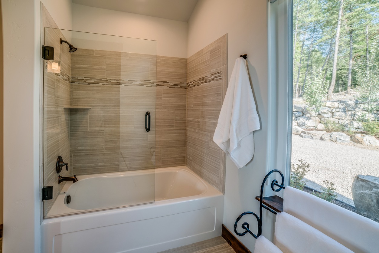 Shower & Tub Installation in Chico